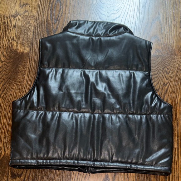 Black Puffer Vest - Picture 2 of 4